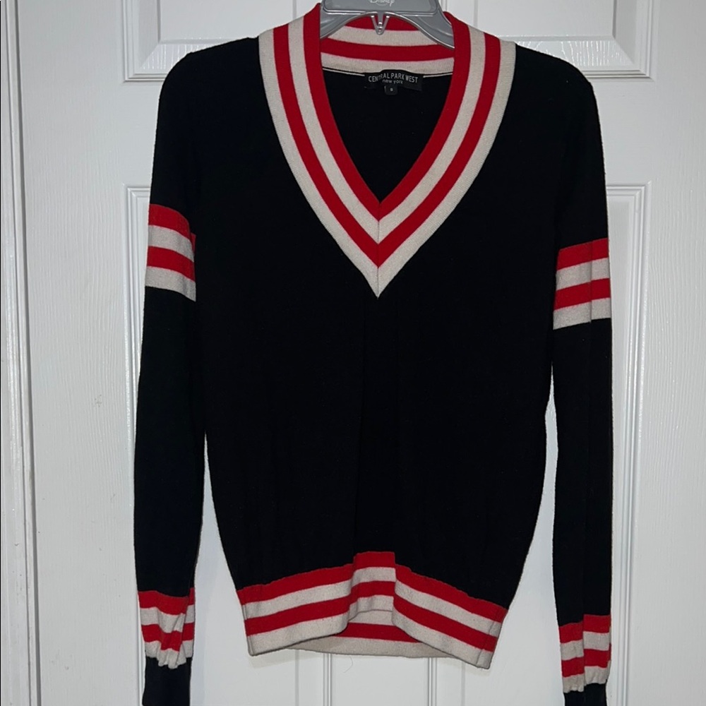 Women’s V-neck sweater